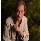 ¿Otra historia de nuestro mundo? Entrevista de Javier Artiga a Alex Guerra Terra